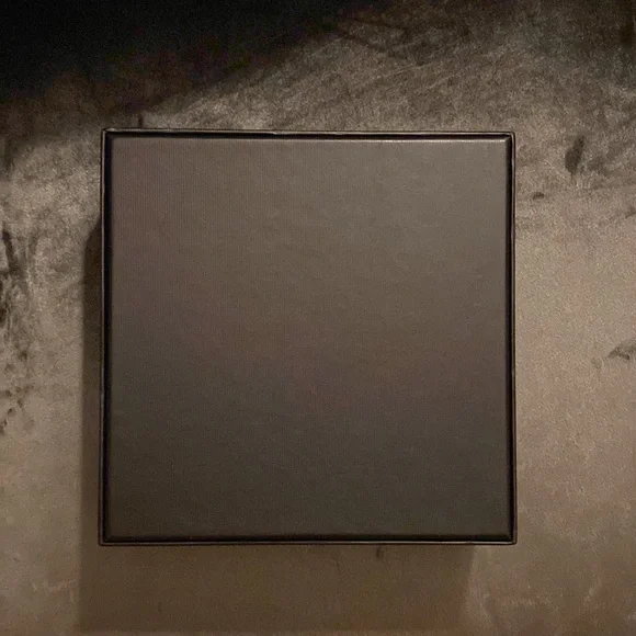 Gucci Gift Box - Picture 4 of 6